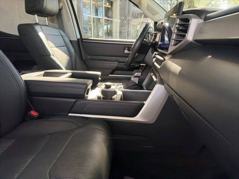 2023 Toyota Tundra Limited HV