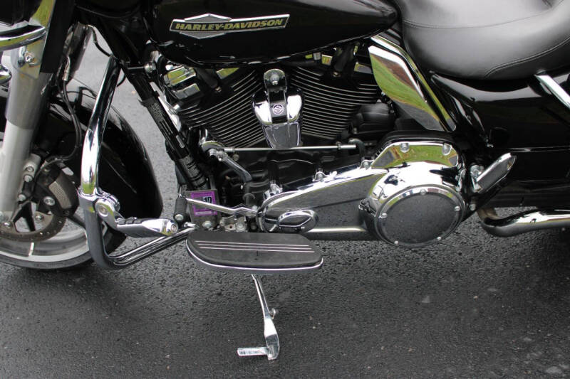 2021 Harley-Davidson Street Glide