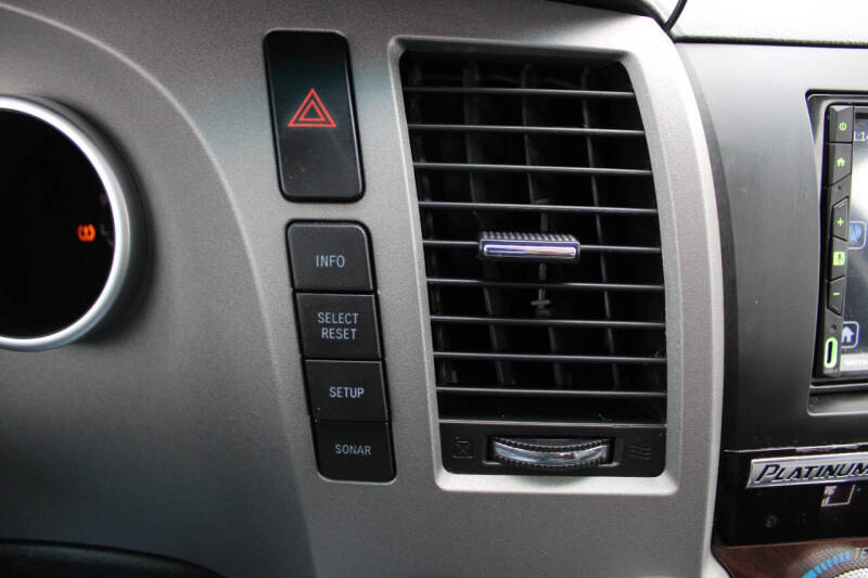 2013 Toyota Tundra Platinum