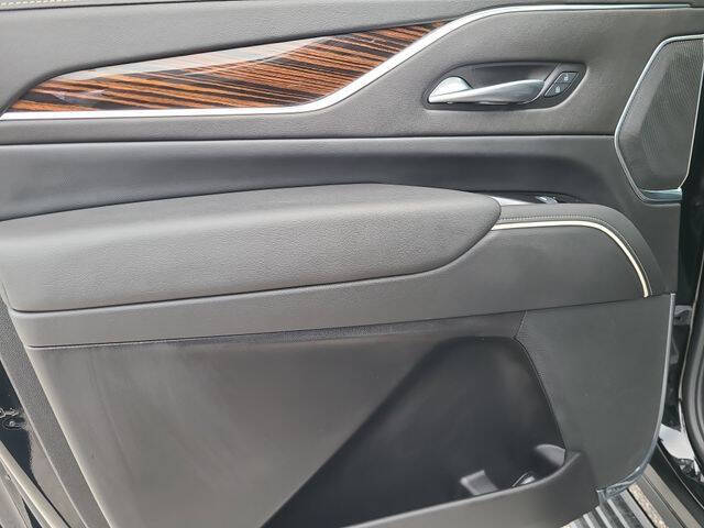 2024 Cadillac Escalade ESV Premium Luxury