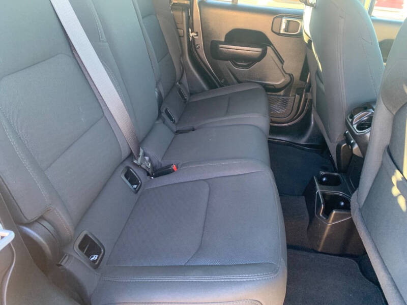 2022 Jeep Gladiator Sport