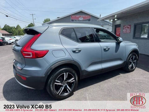2023 Volvo XC40 B5 Core