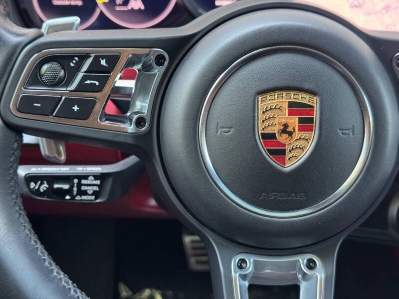 2022 Porsche Cayenne Turbo S E-Hybrid