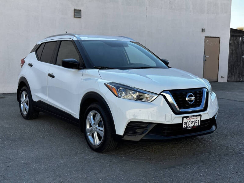 2018 Nissan Kicks S
