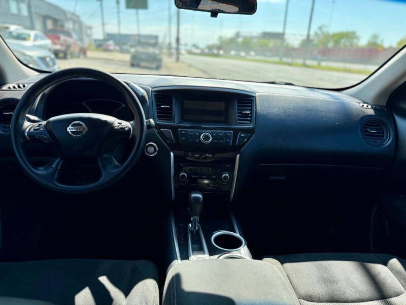 2014 Nissan Pathfinder S