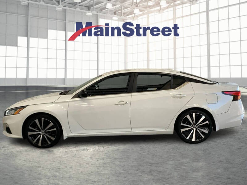 2022 Nissan Altima 2.5 SR