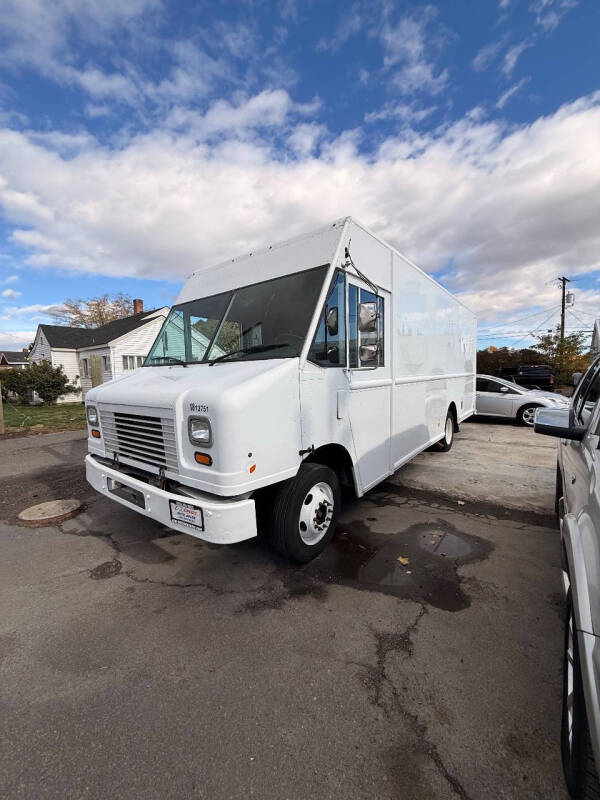 2013 Ford Stripped Chassis