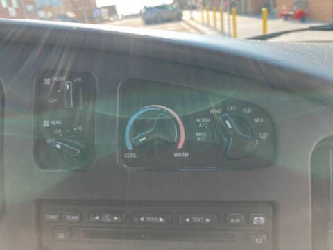 2006 Ford E-Series E-350 SD XLT