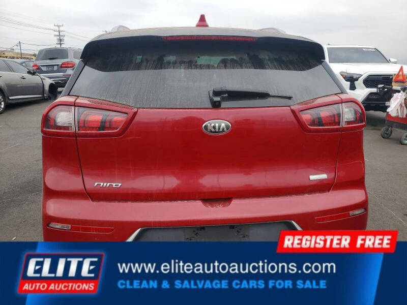 2017 Kia Niro LX