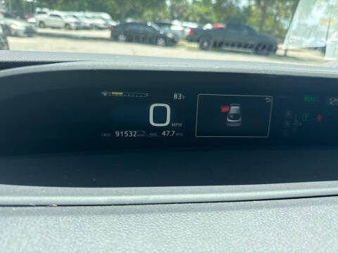 2020 Toyota Prius LE