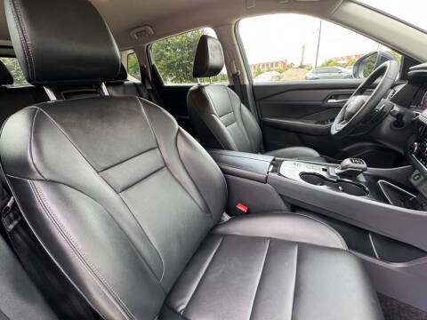 2026 Nissan Rogue SL