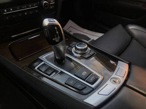 2011 BMW 7 Series 750Li xDrive