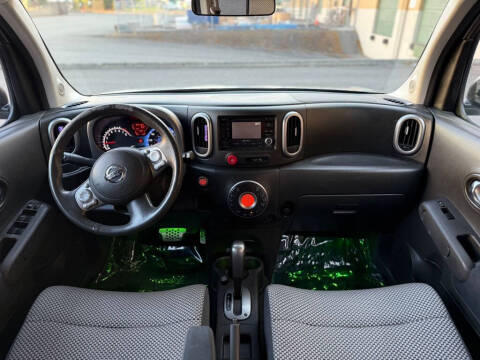 2010 Nissan cube 1.8