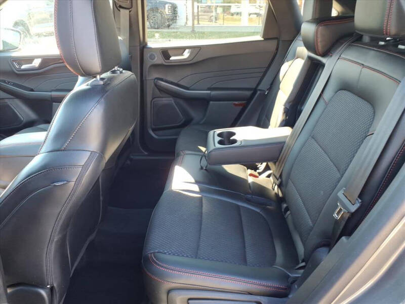 2023 Ford Escape ST-Line Select