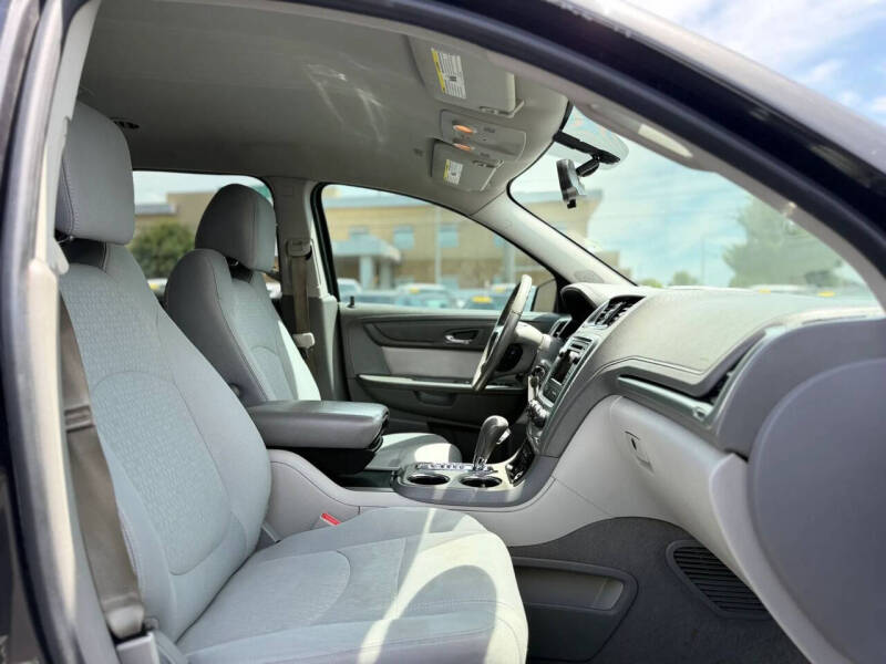 2016 GMC Acadia SLE-1