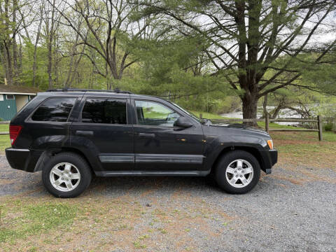 2005 Jeep Grand Cherokee Laredo