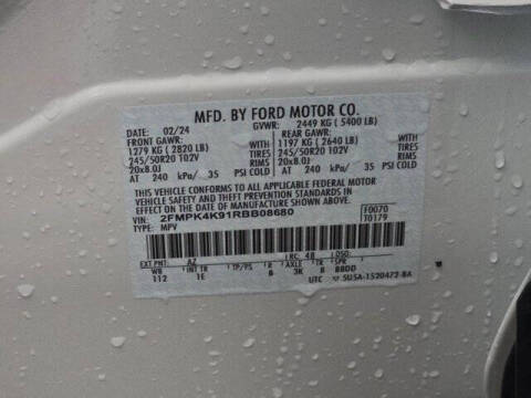 2024 Ford Edge Titanium