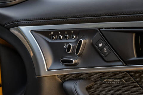 2021 Jaguar F-TYPE P300