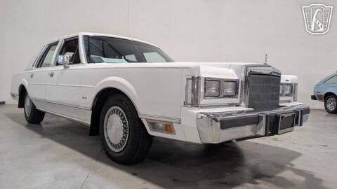 1988 Lincoln Town Car