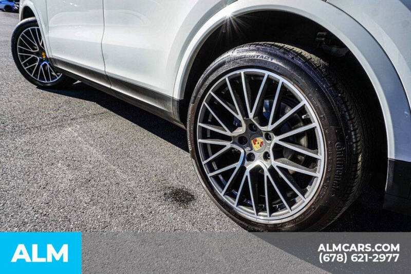 2023 Porsche Cayenne