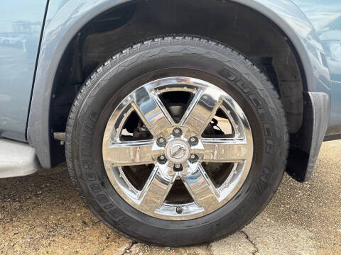 2012 Nissan Armada Platinum