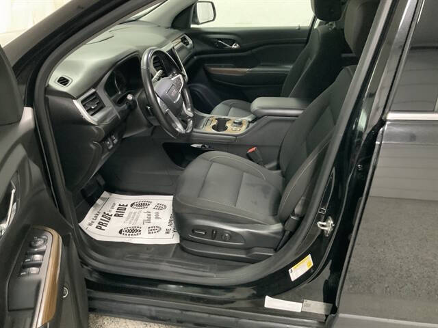 2020 GMC Acadia SLE