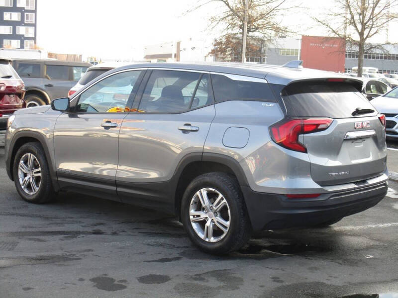 2020 GMC Terrain SLE