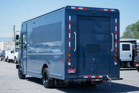 2020 Freightliner MT45 Chassis