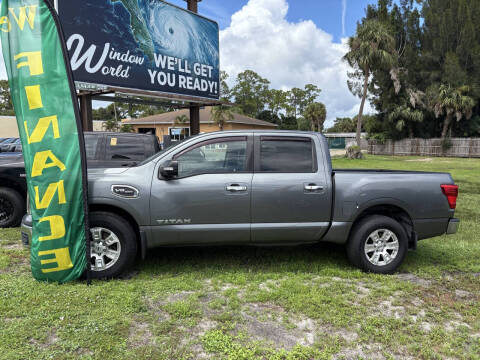 2017 Nissan Titan SV