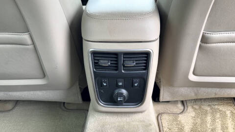 2011 Chrysler 300 C