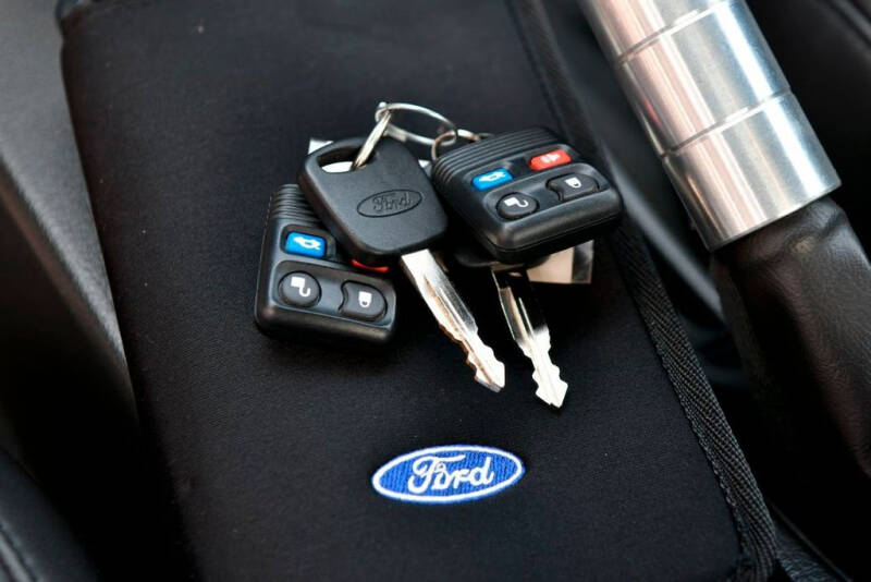 2003 Ford Mustang Mach 1 Premium