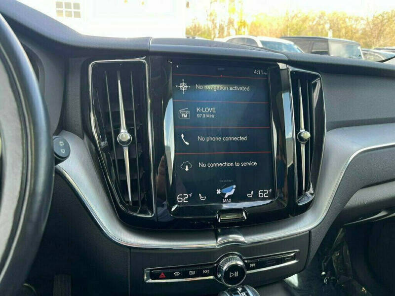 2018 Volvo XC60 T5 Momentum