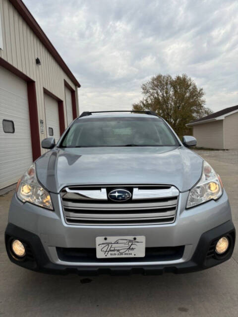 2013 Subaru Outback for sale at Hawkeye Auto of De Soto LLC in Carlisle, IA