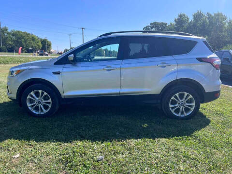 2018 Ford Escape for sale at CARS ON BUDGET in Joliet IL