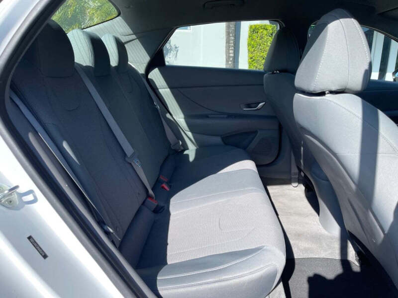 2022 Hyundai Elantra