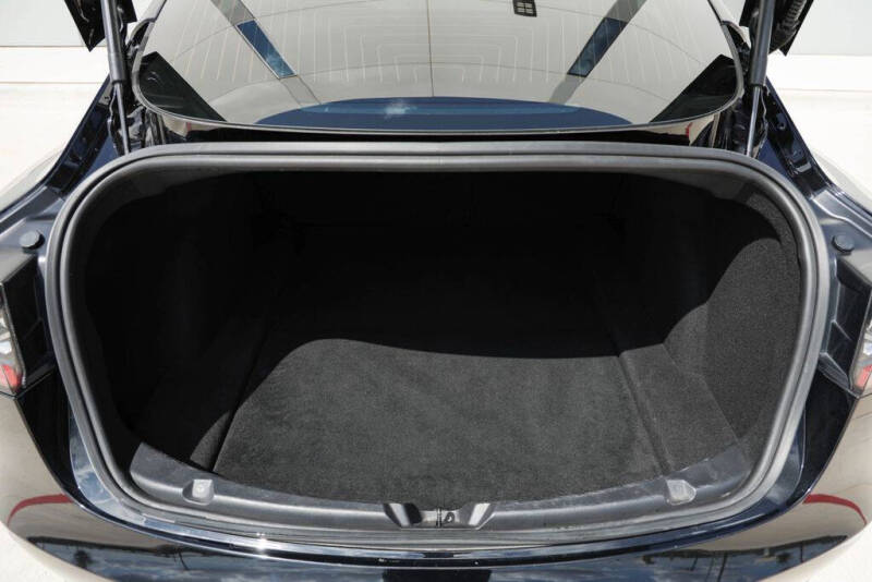2019 Tesla Model 3 Mid Range