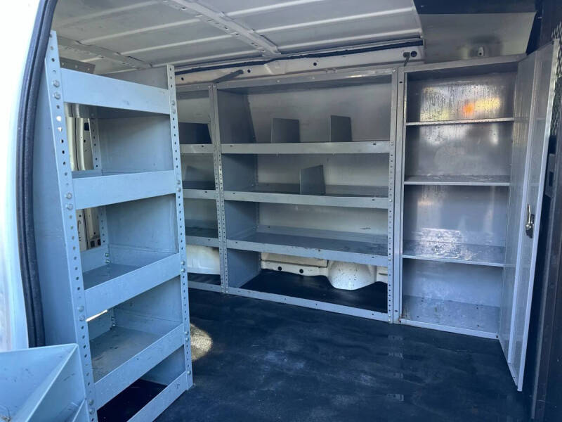 2005 Ford E-Series E-150