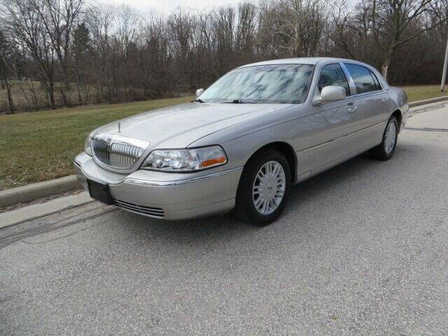 2010 Lincoln Town Car for sale at EZ Motorcars in West Allis WI