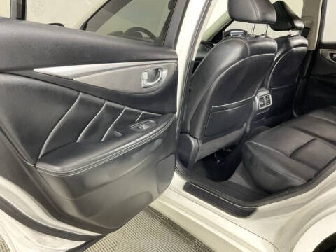 2014 Infiniti Q50 Premium