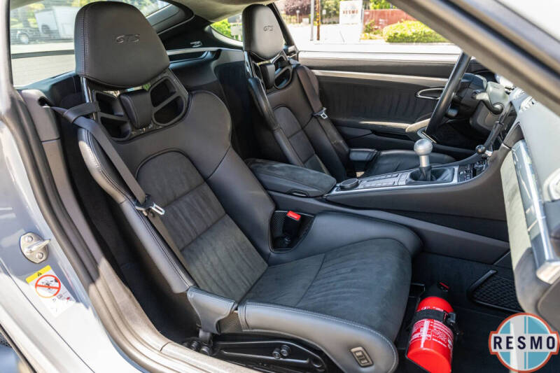 2024 Porsche 718 Cayman GTS 4.0