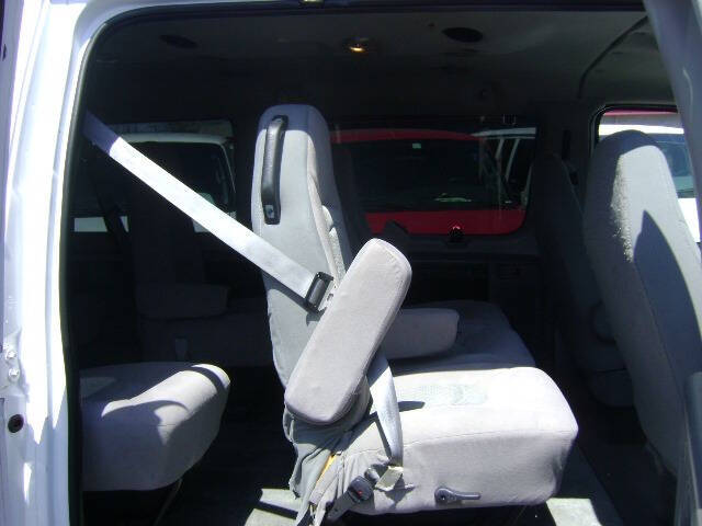 2007 Ford E-Series E-350 SD XLT