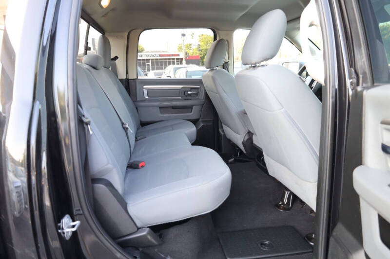 2019 RAM 1500 Classic SLT