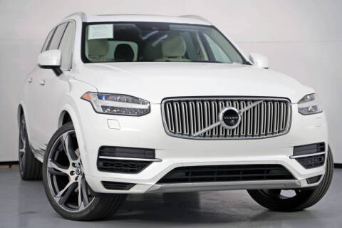 2017 Volvo XC90 T8 eAWD Inscription