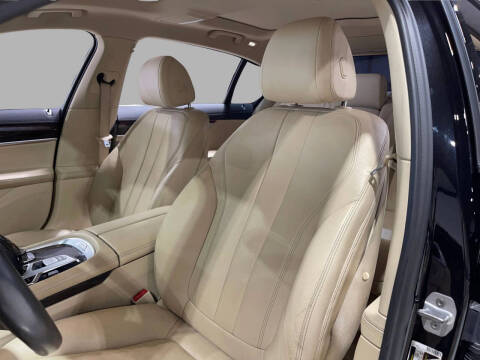 2018 BMW 7 Series 740i