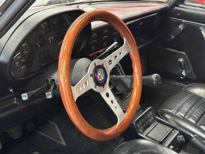 1987 Alfa Romeo Spider Graduate