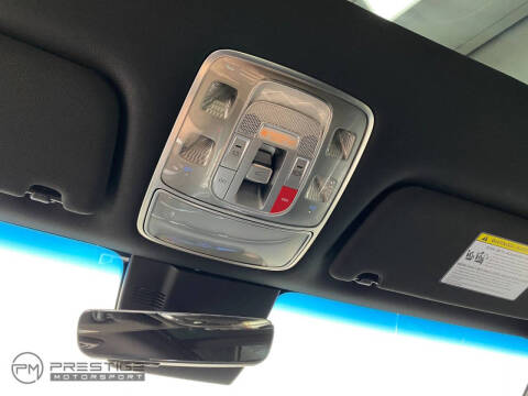 2023 Genesis GV70 2.5T Standard