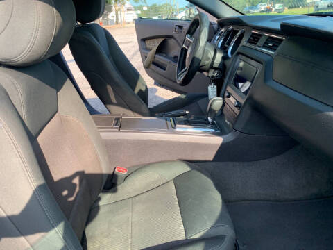 2014 Ford Mustang V6