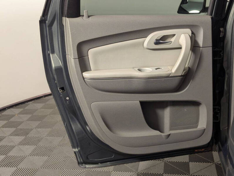 2011 Chevrolet Traverse LT