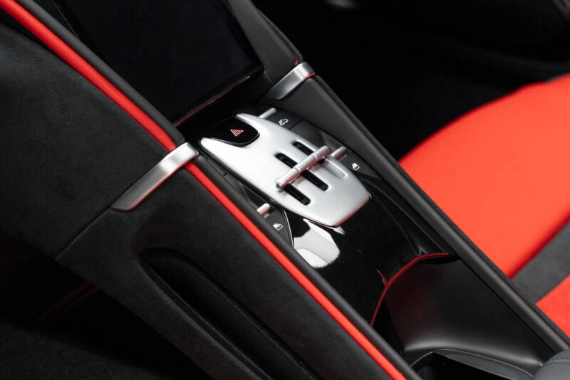 2025 Ferrari Roma Spider