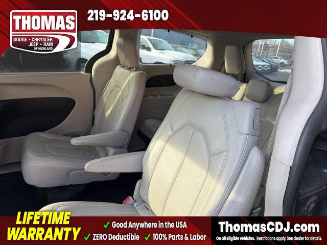 2017 Chrysler Pacifica Touring-L Plus